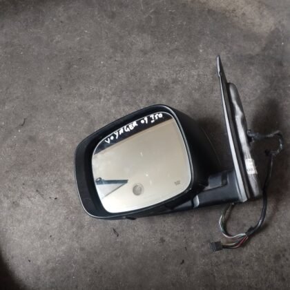 Retrovisor izquierdo Voyager año 2014