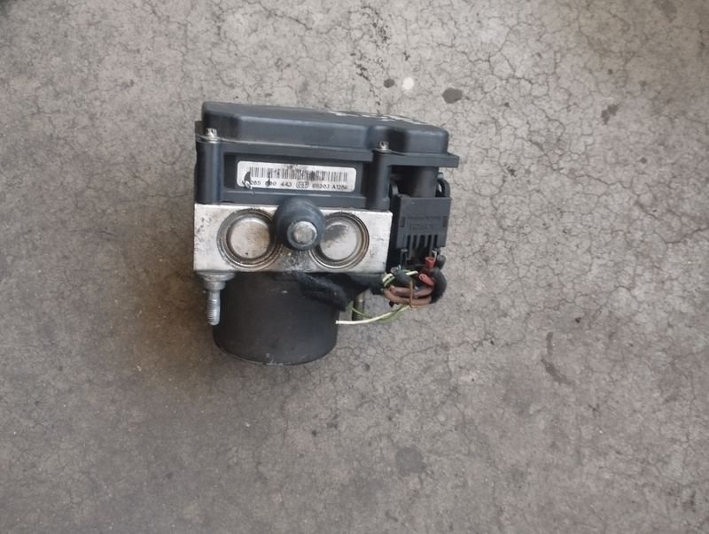 ABS Opel corsa 1.2 G 2006 | Ref. 265231583 - Imagen 2
