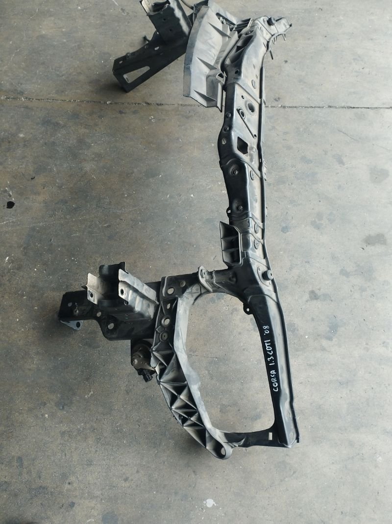 Frontal Opel Corsa D del 2007 - Imagen 6