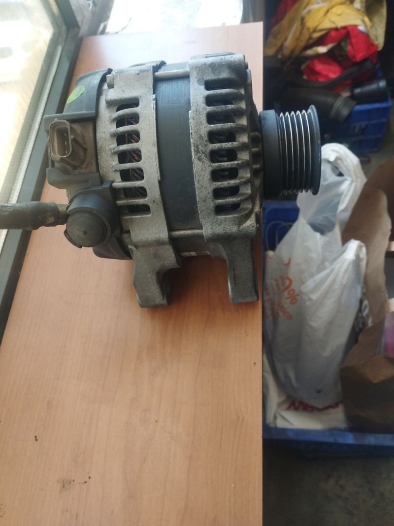 Alternador Ford Focus 2.0 - Imagen 2