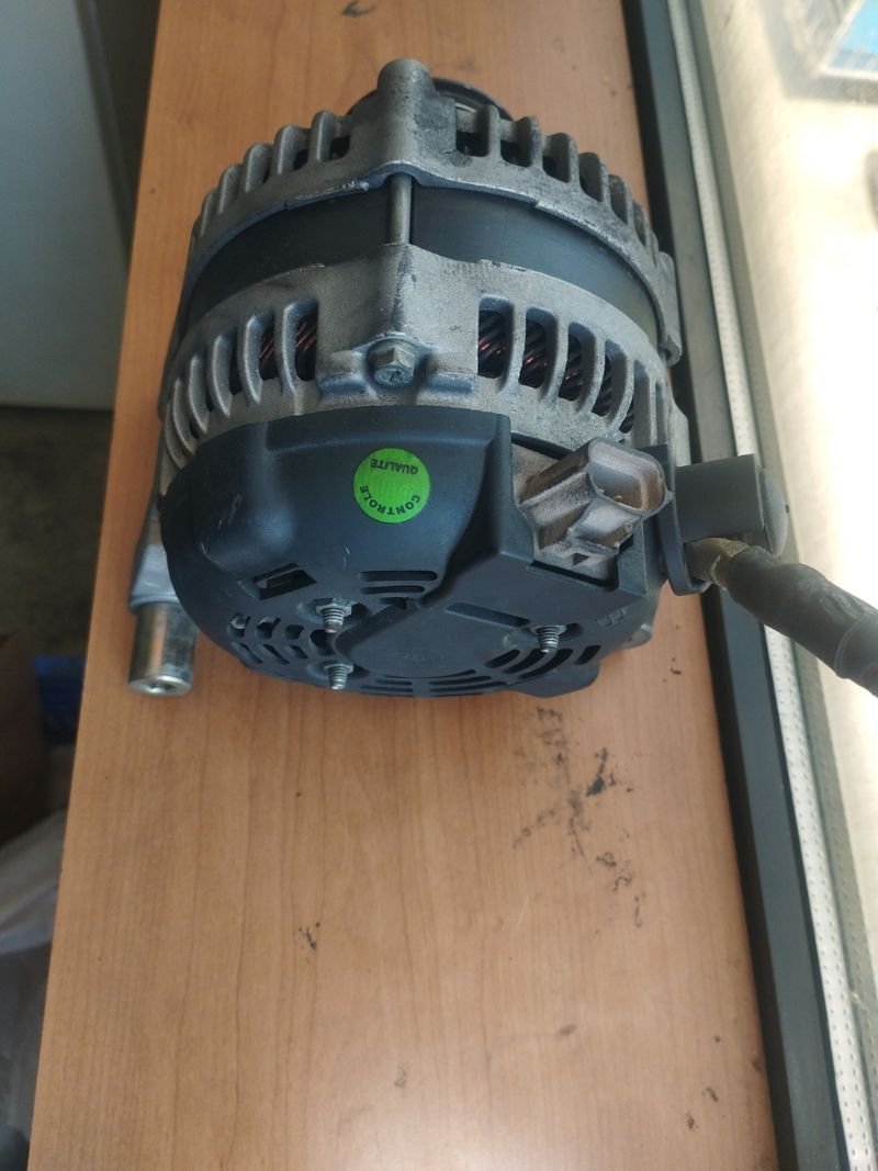 Alternador Ford Focus 2.0 - Imagen 4