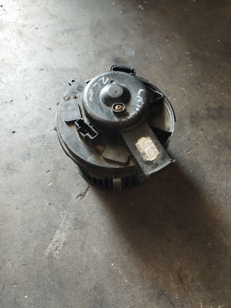 Motor calefacción Peugeot 206