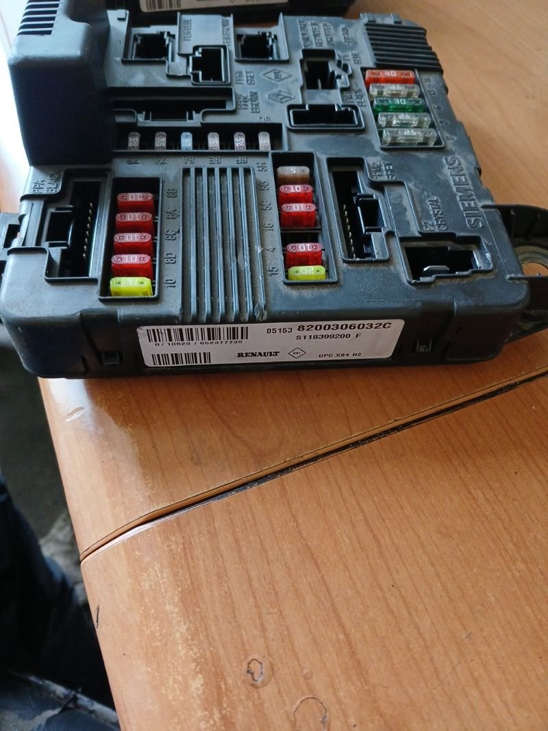 Caja de Fusibles para Renault BSM | Ref. 8200307033 - Imagen 2
