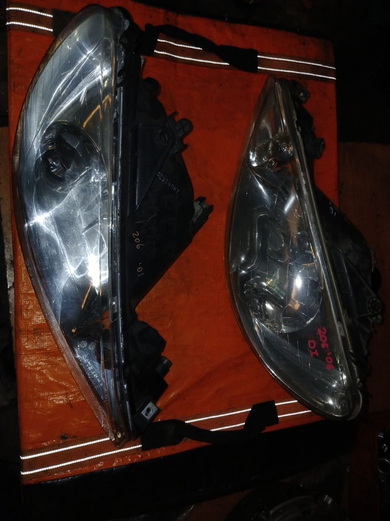 Ópticas Peugeot 206