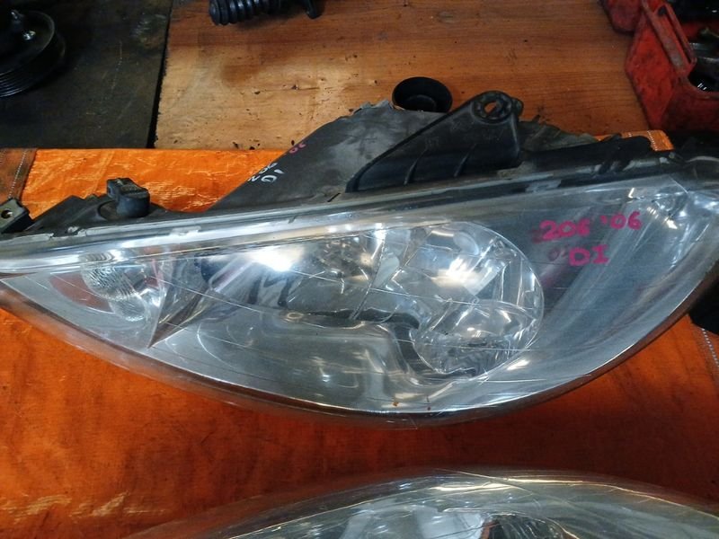 Ópticas Peugeot 206 - Imagen 5