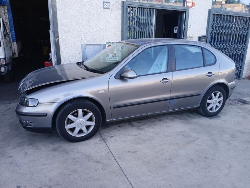 SEAT LEON EN DESPIECE - Imagen 4