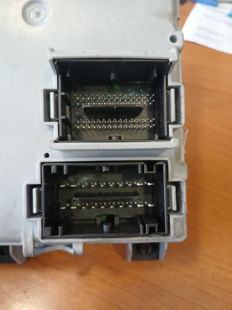 Caja fusibles Fiat Scudo | Ref. 967847718001 - Imagen 3