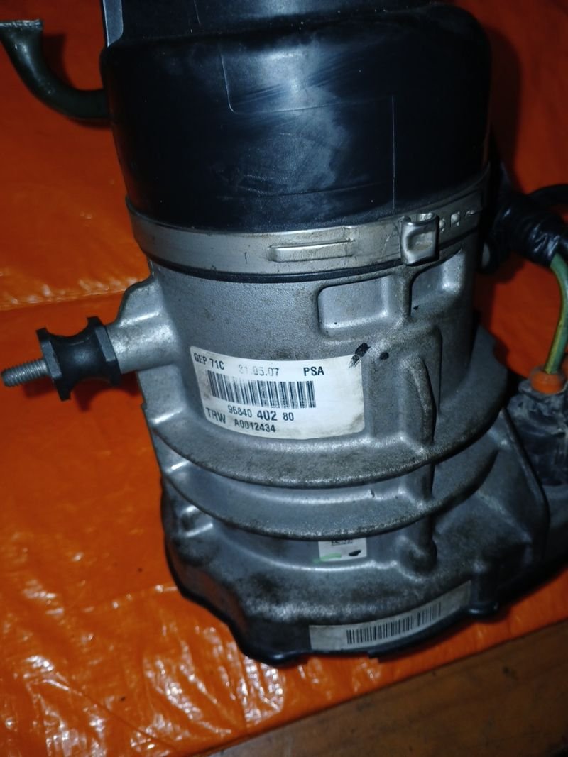 BOMBA DIRECCIÓN CITROEN GRAND PICASSO | Ref. 9684040280 - Imagen 3