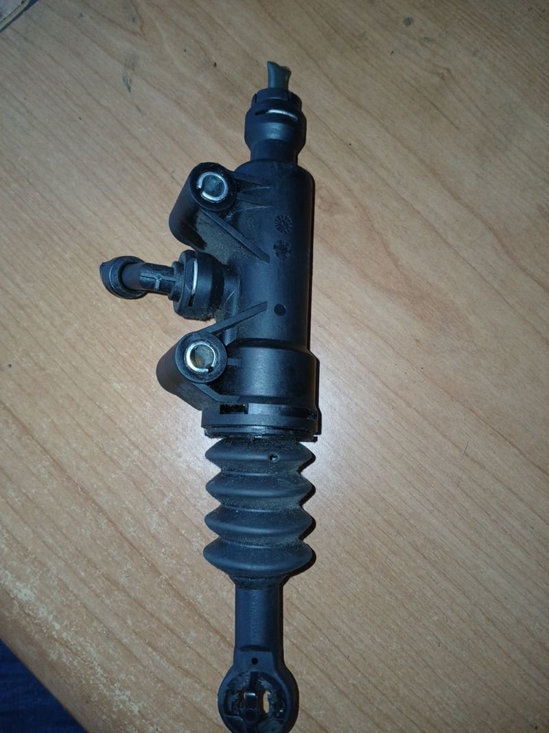 Bombin Embrague Fiat Scudo 2014 - Imagen 2