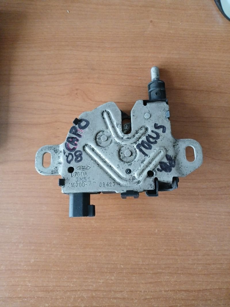 Cerradura Capo Ford Focus