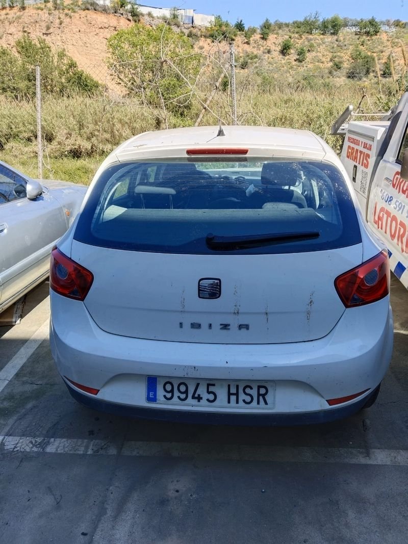 Seat ibiza en despiece - Imagen 2