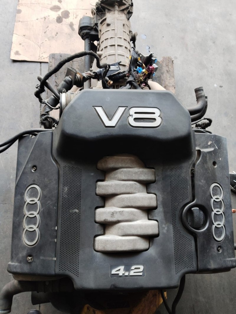Motor Audi A-8 - Imagen 2