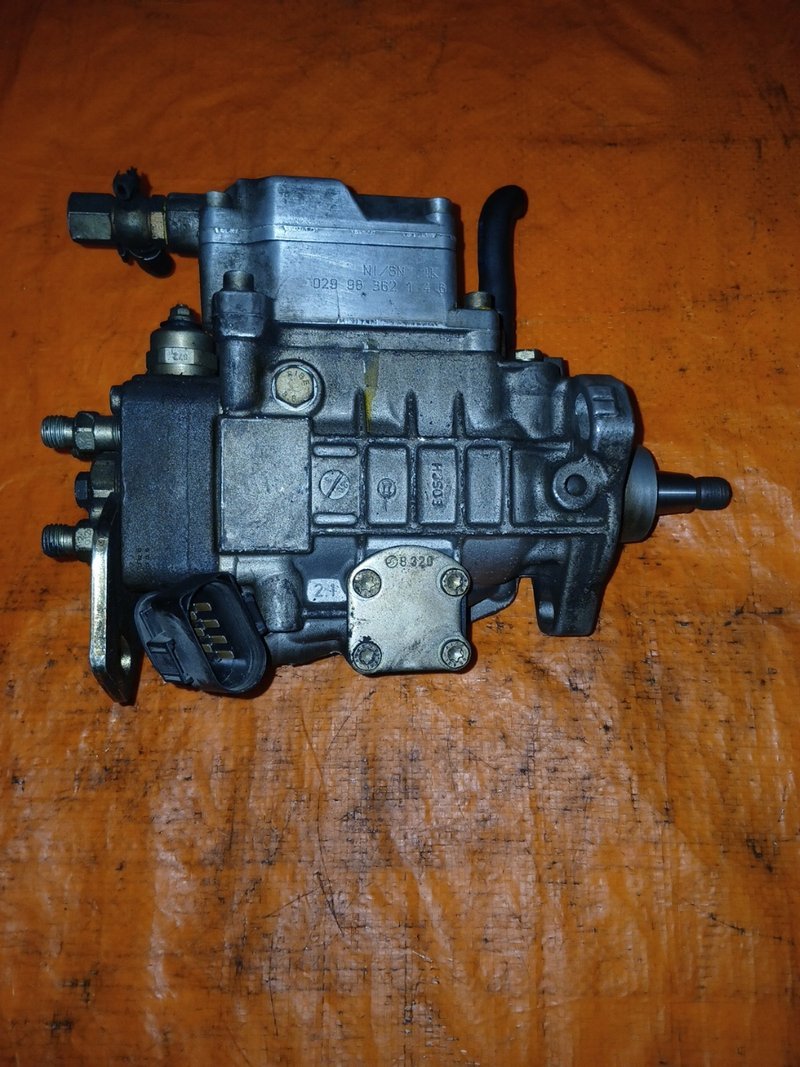 Bomba inyectora Seat Ibiza 1.9 | Ref. 038130107B - Imagen 3