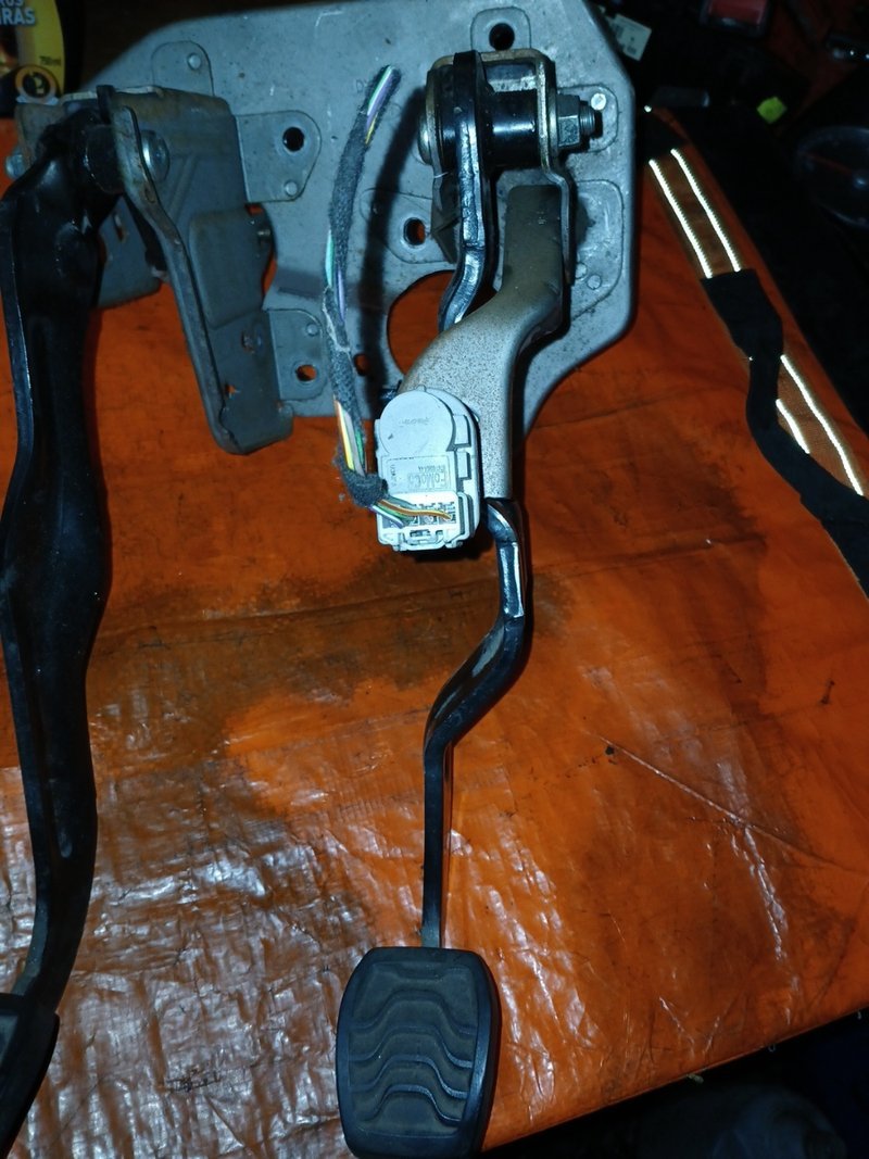 Pedales Ford Custom 2017 - Imagen 3