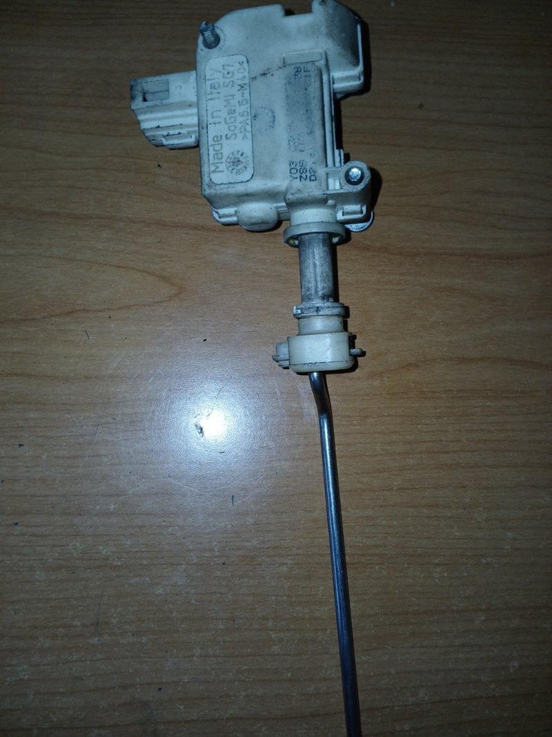 Motorcito centralizado seat - Imagen 2