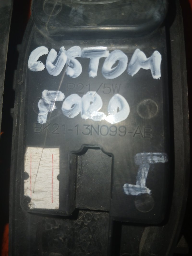 Portalámparas traseros Custom. - Imagen 5