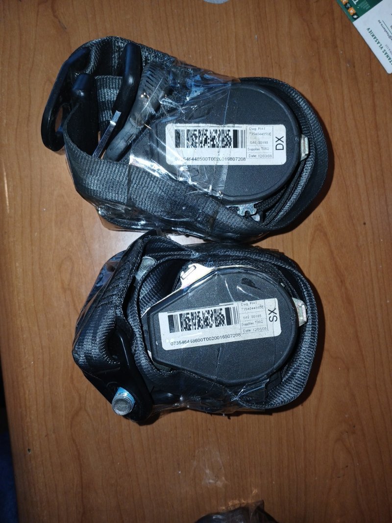 Cinturones Delanteros Fiat Fliorino - Imagen 4