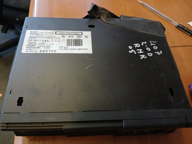 Cargador de CD Peugeot 407 - Imagen 3