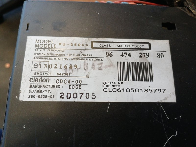 Cargador de CD Peugeot 407 - Imagen 4