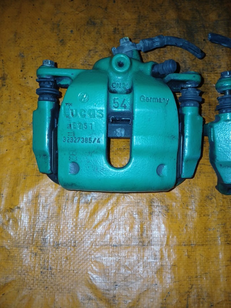PINZAS Delanteras Skoda Fabia RS | Ref. 32327385 - Imagen 3