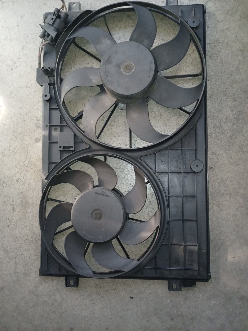 Electroventilador Seat Altea 1.9 TDI 200 | Ref. 1k0121207