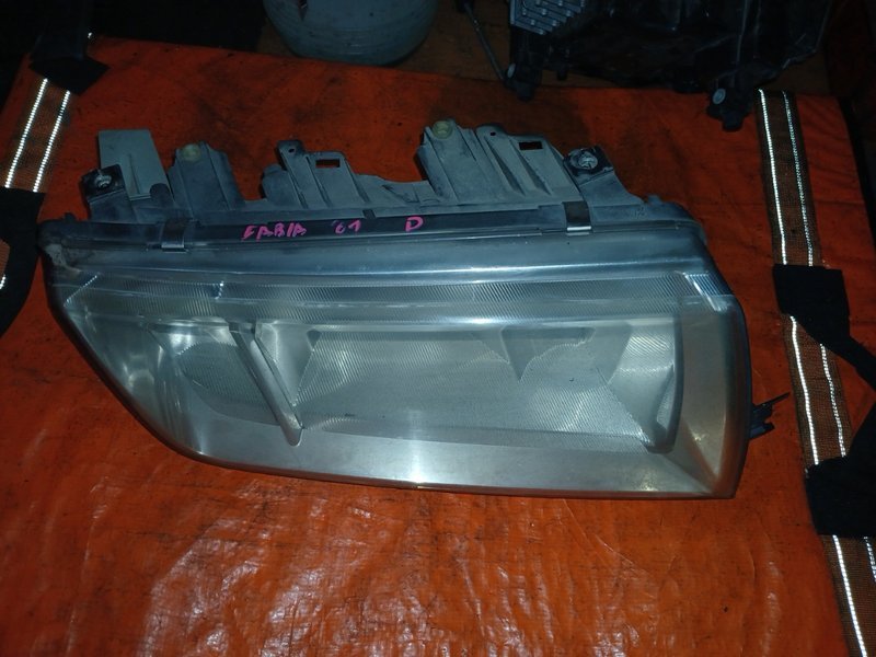Ópticas Skoda Fabia 2001 - Imagen 4