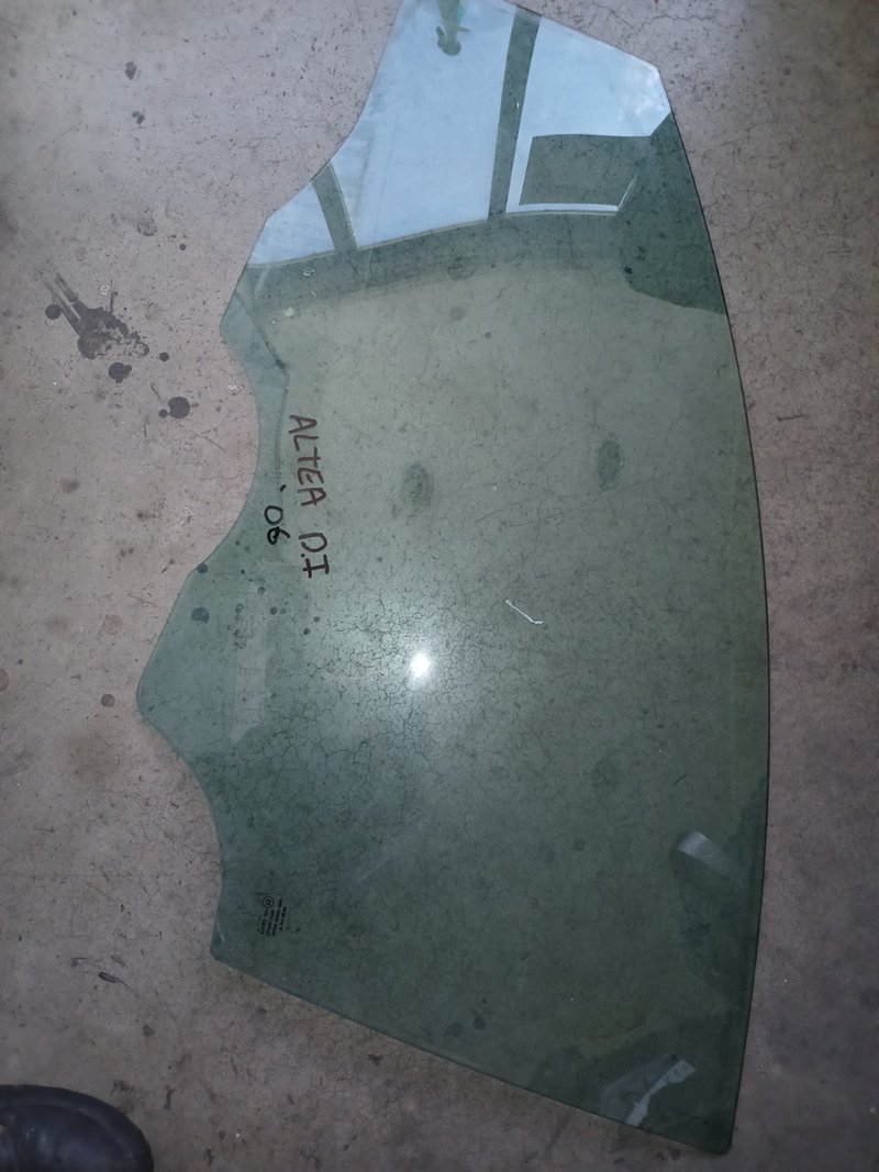 Cristal puerta delantera Izq Altea - Imagen 4