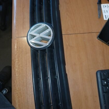 Calandra Volkswaguen Polo del 99