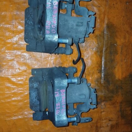 Pinzas delanteras Citroen Berlingo 2014