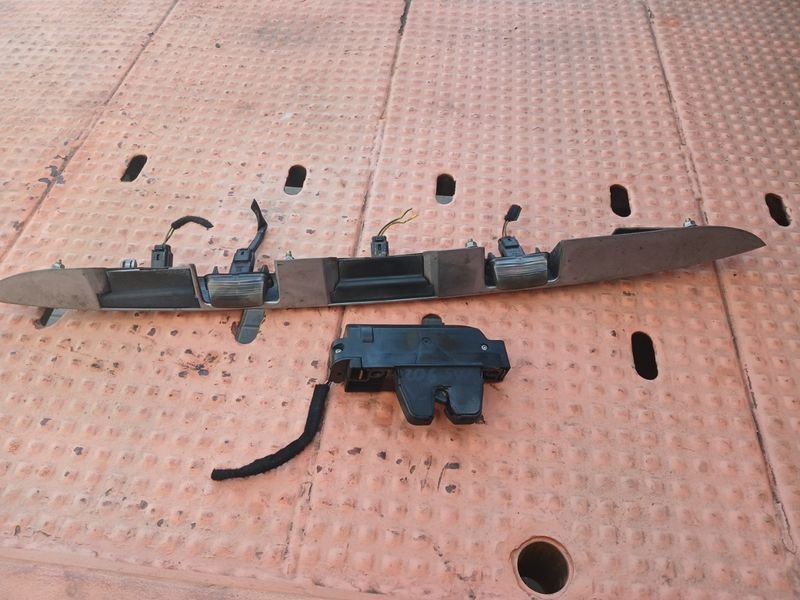 Tirador y Cerradura Peugeot 206 SW
