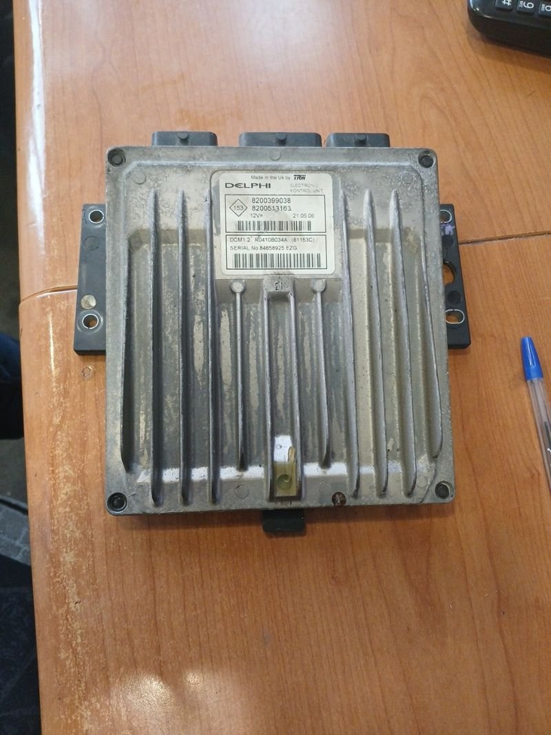 Centralita Ecu Renault. | Ref. 8200399038