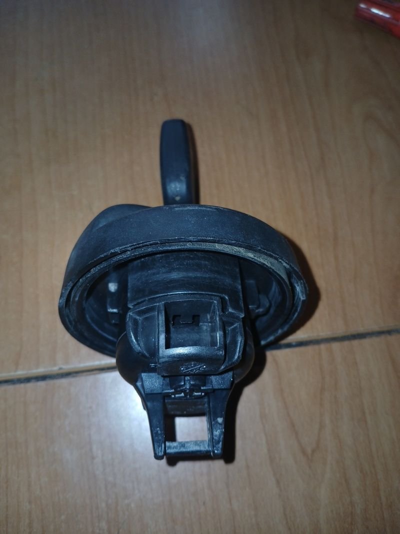 Tapón gasolina Citroen C-3 - Imagen 4