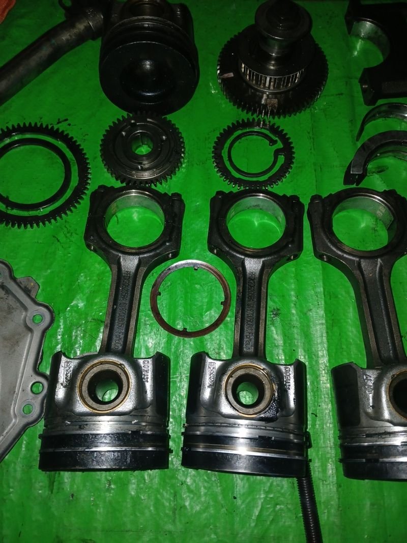 Despiece Motor FORD CUSTOM 2.0 - Imagen 2
