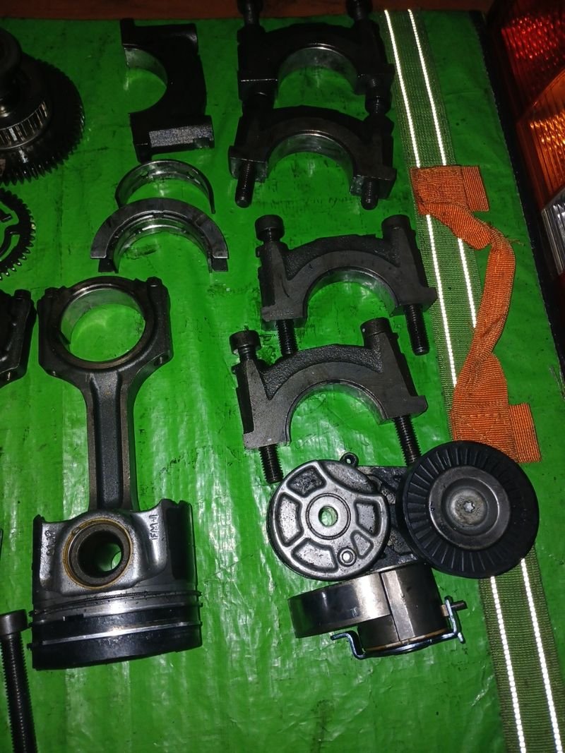 Despiece Motor FORD CUSTOM 2.0 - Imagen 3