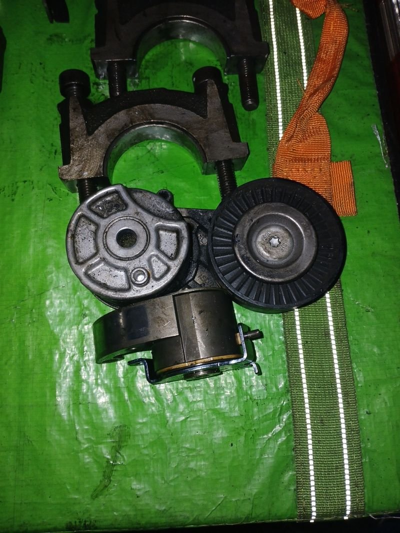 Despiece Motor FORD CUSTOM 2.0 - Imagen 4
