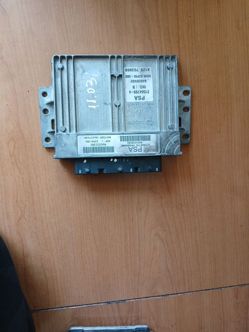 Centralitas de Citroen C3 | Ref. 9654528280 - Imagen 4