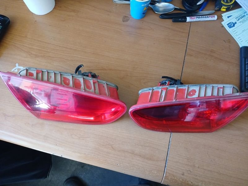 PILOTOS SEAT LEON 2009. | Ref. 1P0945093F