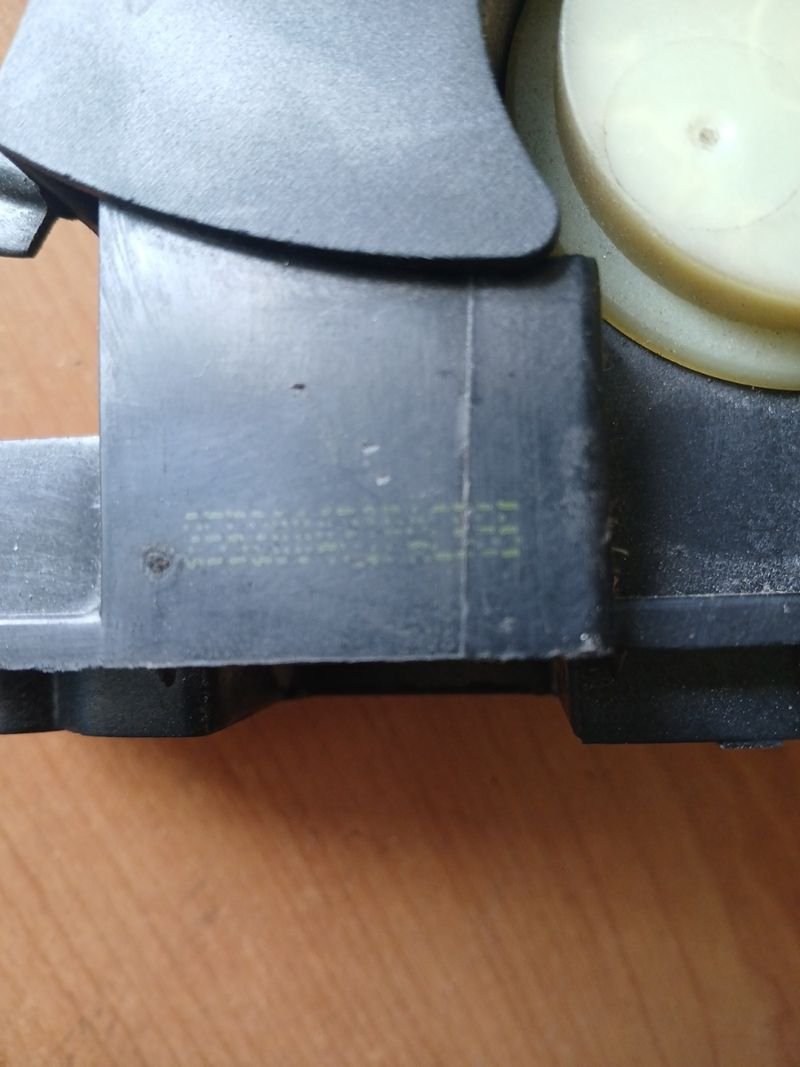 Pedal acelerador FORD TRANSIT 2.4 - Imagen 3