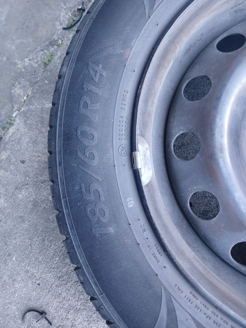 NEUMATICOS 185 60 14 - Imagen 2