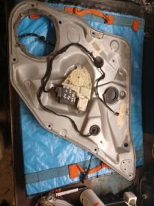 ELEVALUNAS TRASERO DERECHO SEAT IBIZA. | Ref. 6L4369752