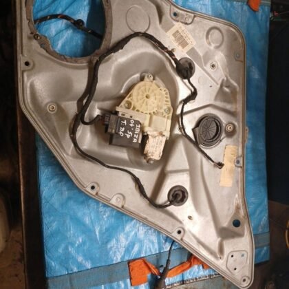 ELEVALUNAS TRASERO DERECHO SEAT IBIZA. | Ref. 6L4369752