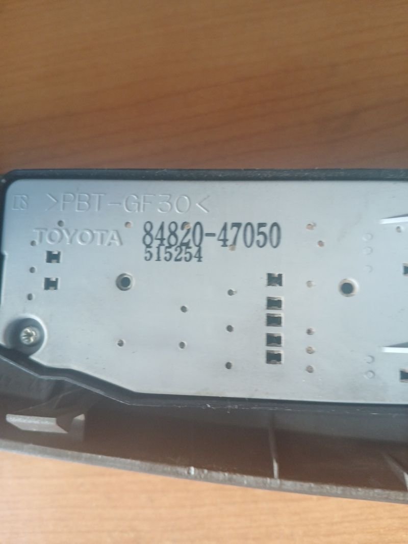BOTONERA TOYOTA PRIUS | Ref. 84820-47050 - Imagen 5