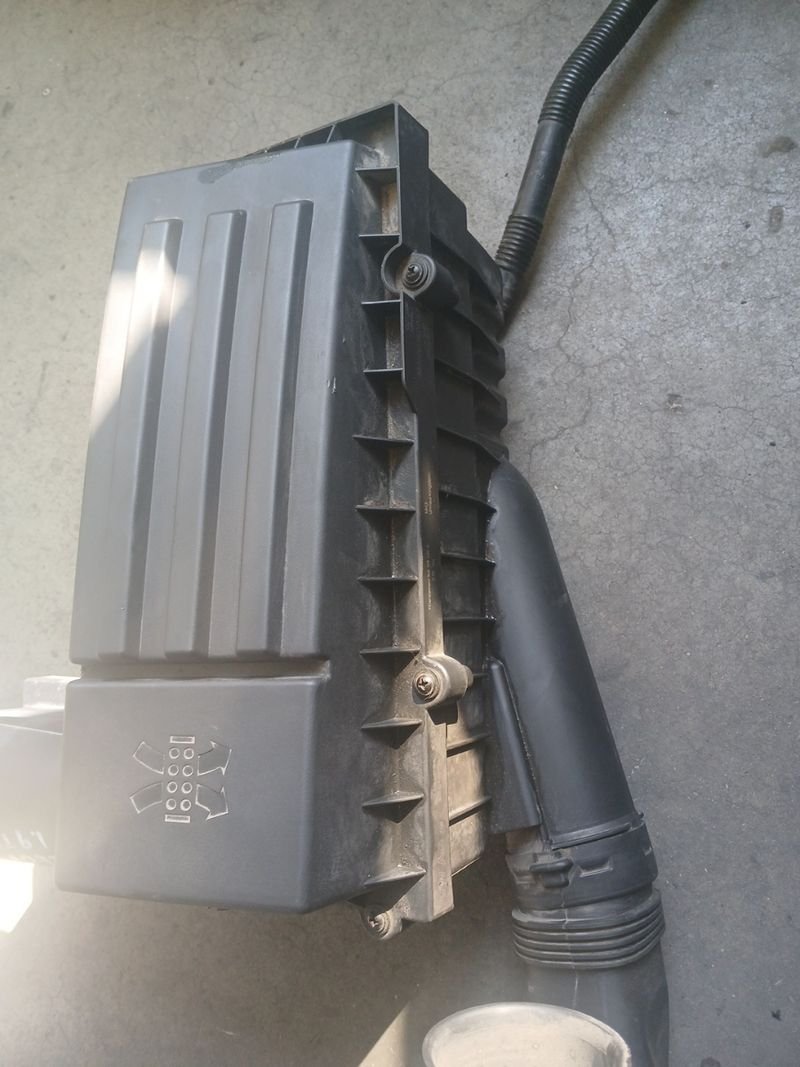 Caja de Filtro Aire Seat Leon | Ref. 1K0129620D - Imagen 3