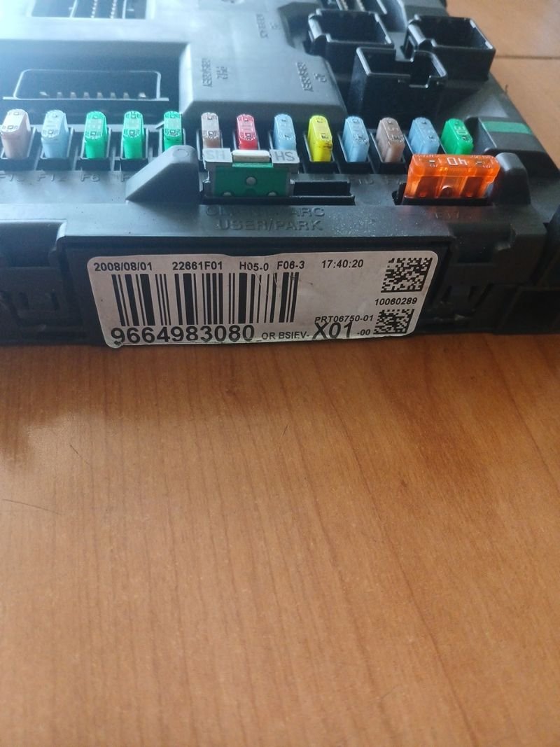 Caja Fusibles BSI Peugeot 207. | Ref. 9664983080 - Imagen 2