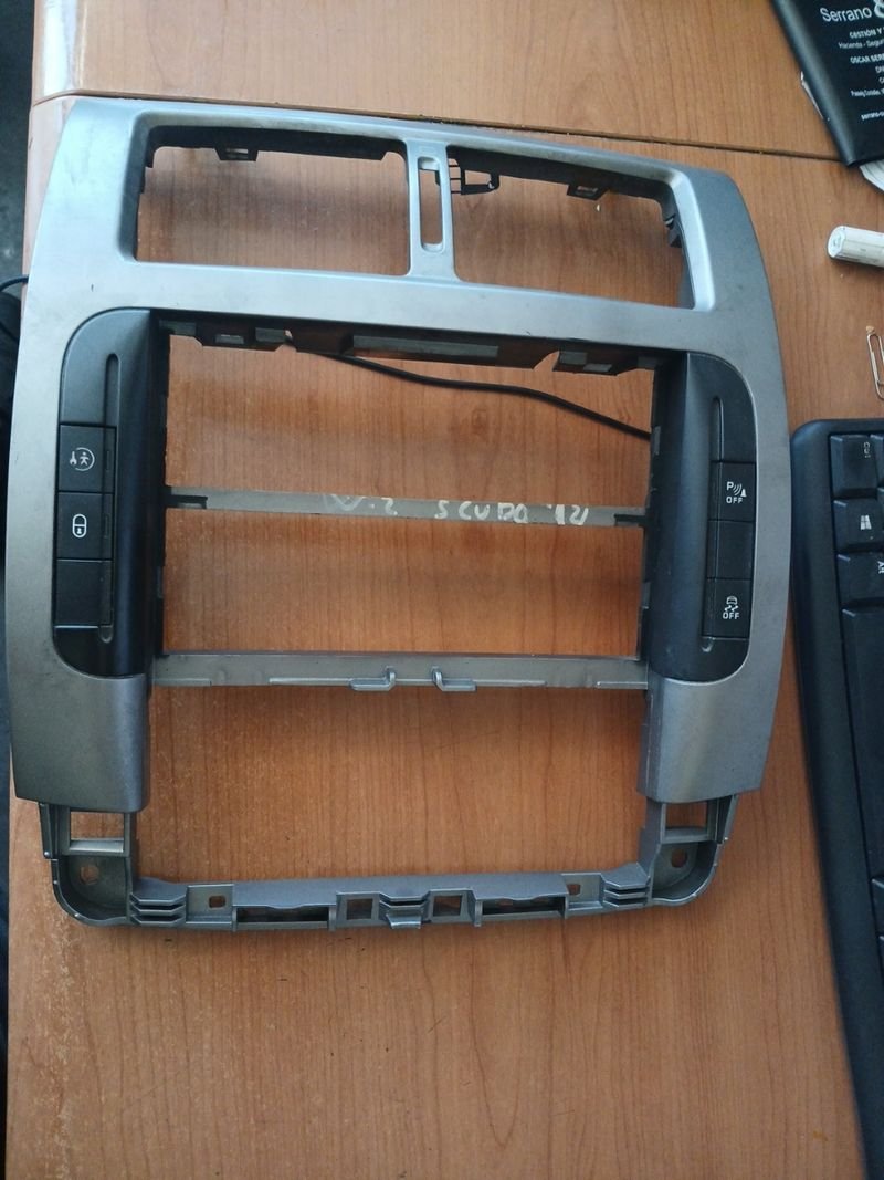 Consola central Fiat Scudo 2014