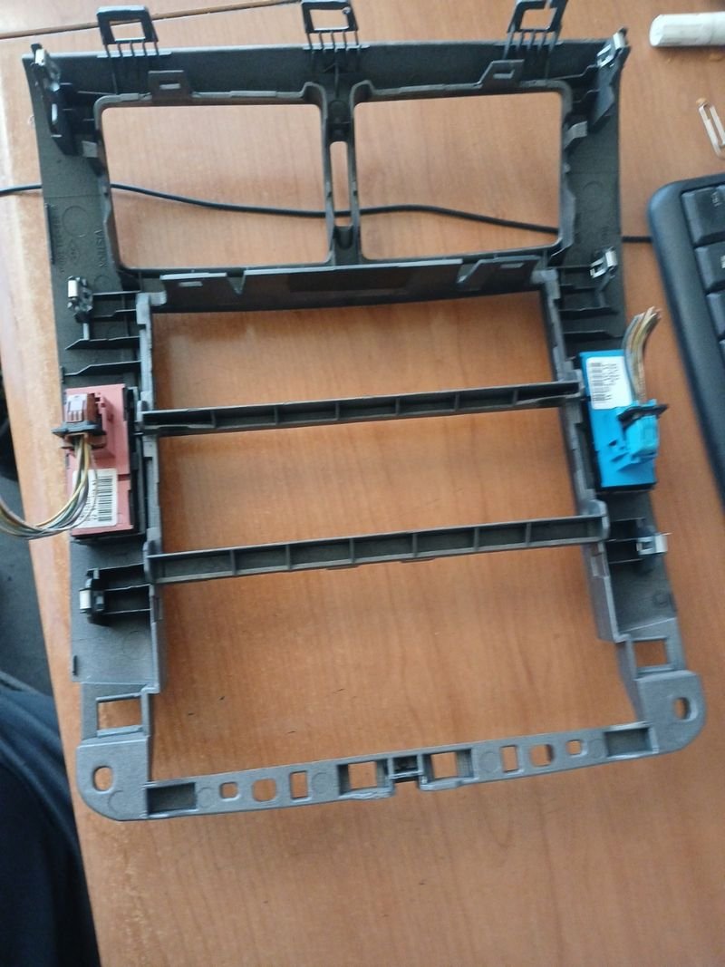 Consola central Fiat Scudo 2014 - Imagen 4