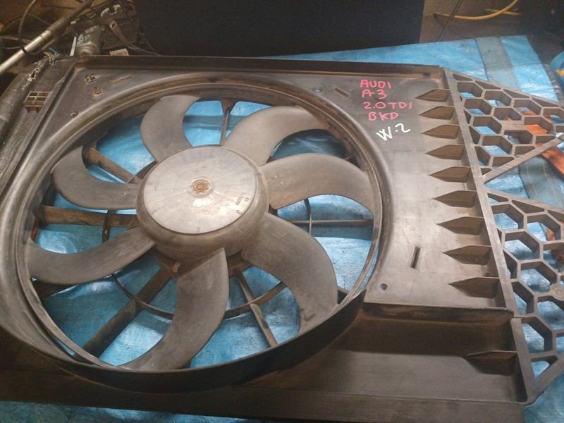 ELECTROVENTILADOR AUDI A-3 2.0 - Imagen 2