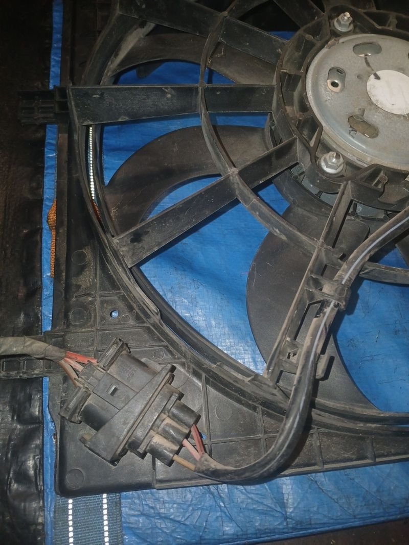 ELECTROVENTILADOR AUDI A-3 2.0 - Imagen 5