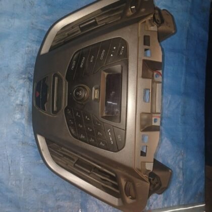 CONSOLA CENTRAL DE FORD CUSTOM