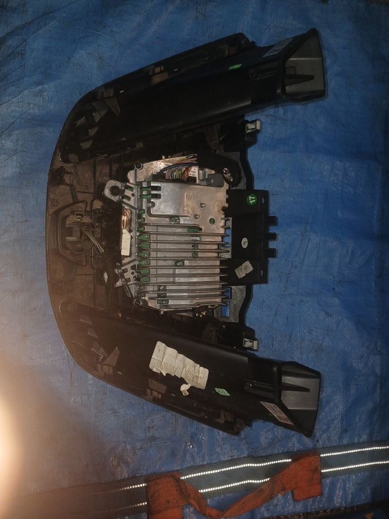 CONSOLA CENTRAL DE FORD CUSTOM - Imagen 5